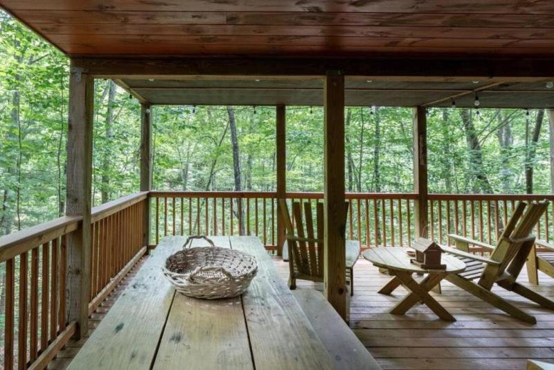 Mountain Spirit Cabin - Fireplace And Hot Tub Villa Blue Ridge Exterior foto