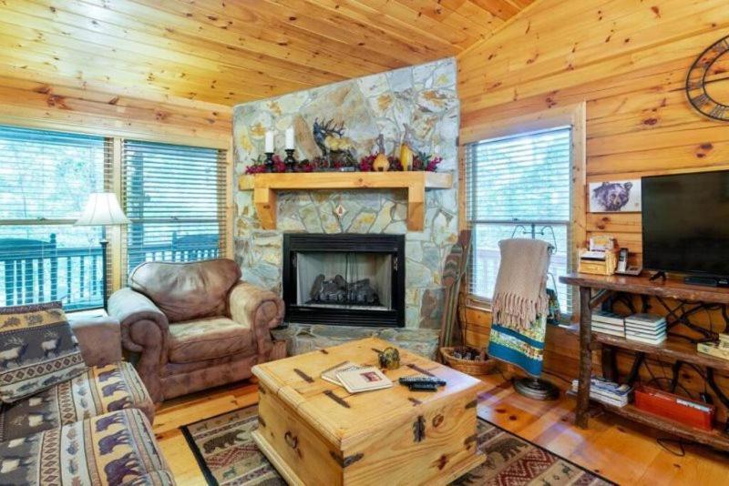 Mountain Spirit Cabin - Fireplace And Hot Tub Villa Blue Ridge Exterior foto